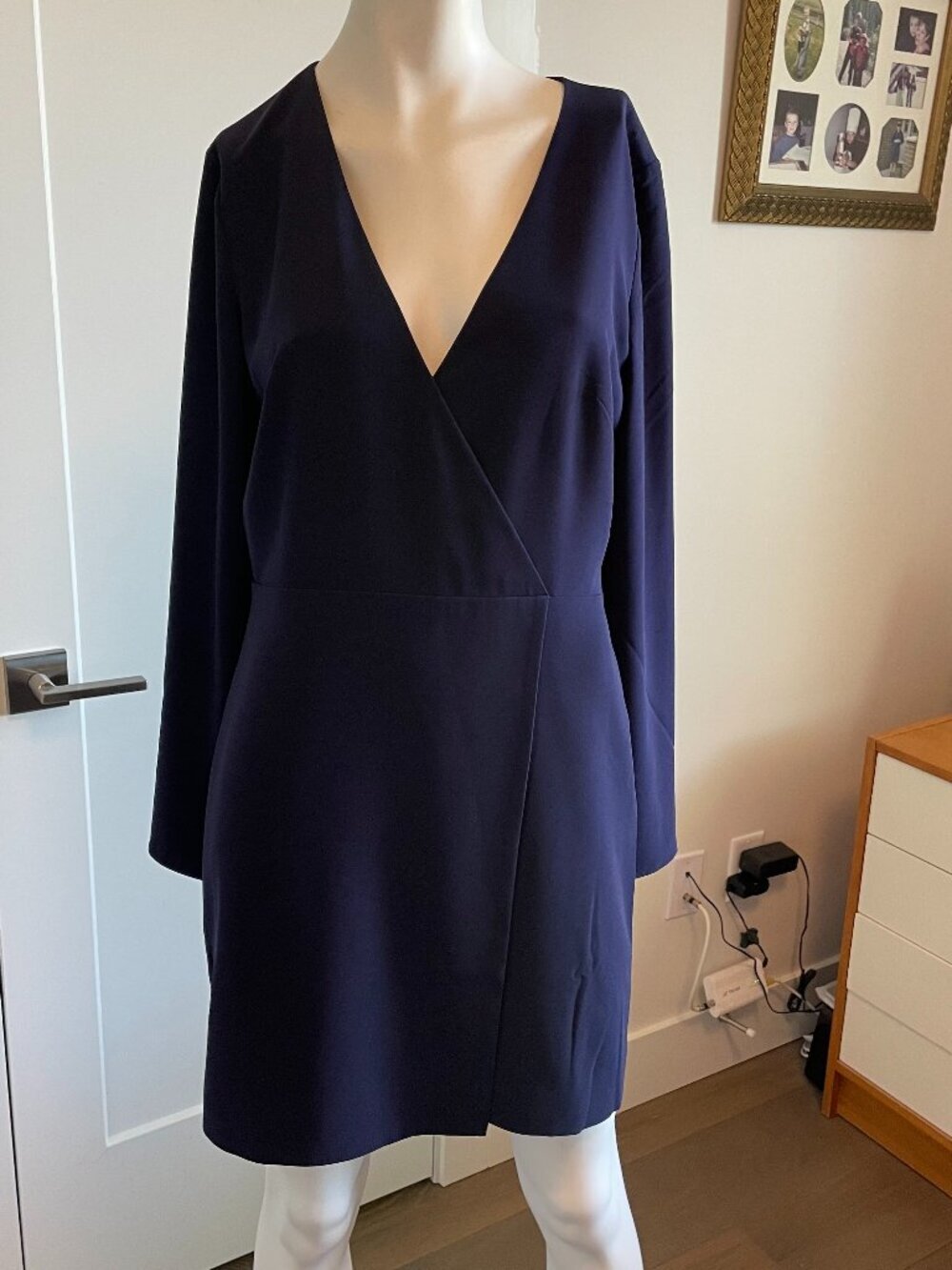 Halston Heritage Style #NHC051437 LS V Neck Lined Faux Wrap Dress Midnight 10